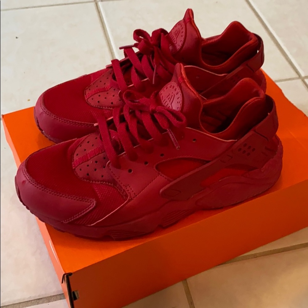 Red - 9 - Hurache